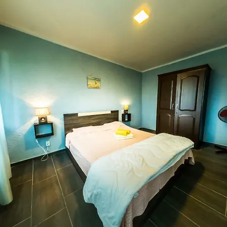 Alexander 假日公园