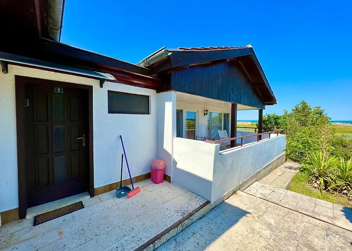 Alexander 2* Skorpilovci