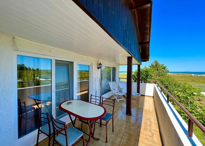 Üdülőpark Alexander Skorpilovci