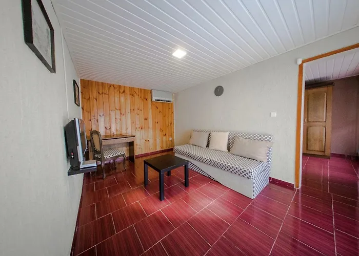 Üdülőpark Alexander 2*